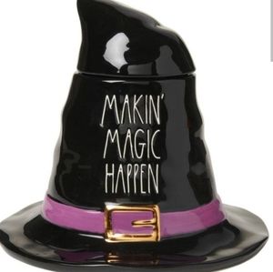 NIB Rae Dunn Makin’ Magic Happen Figural Canister